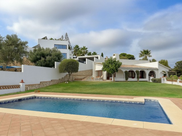3 Bedrooms Villa in Cerros del Aguila