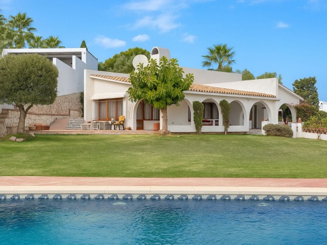 Villa, Cerros del Aguila, R5187919