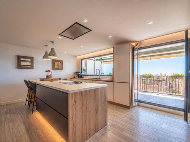 Apartment, Benalmadena Pueblo, R5200750