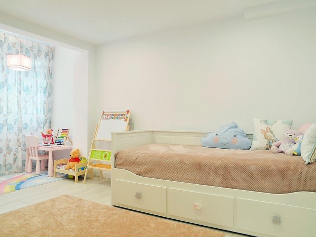 Apartamento con 4 Dormitorios  en Fuengirola