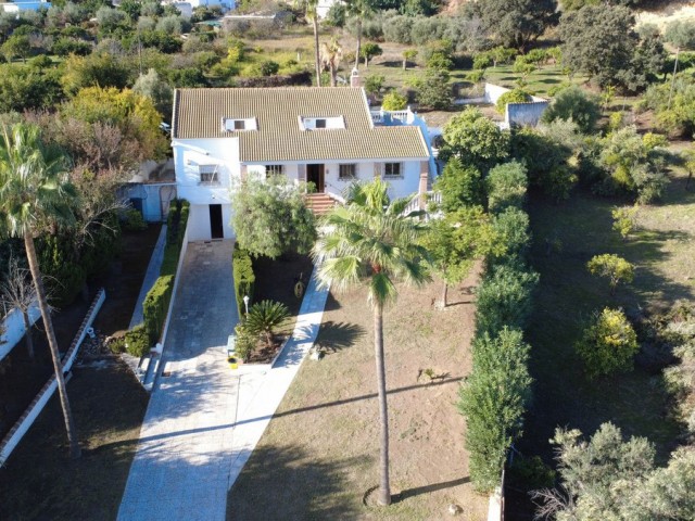 6 Soveroms Villa i Alhaurín de la Torre
