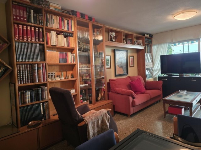 4 Bedrooms Apartment in Málaga