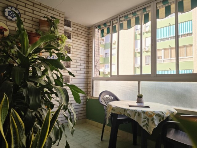 Appartement avec 4 Chambres  à Málaga