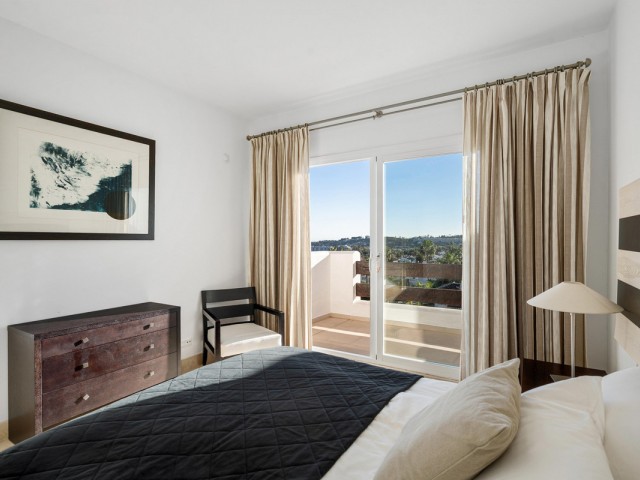 3 Bedrooms Apartment in Nueva Andalucía