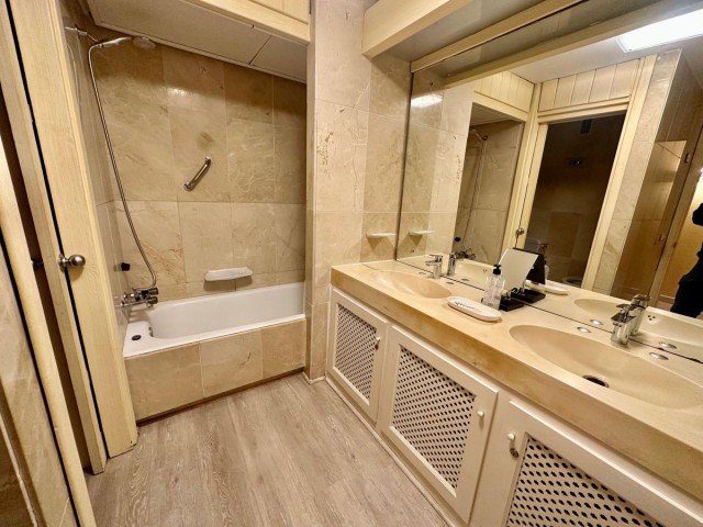 4 Soveroms Leilighet i Puerto Banús