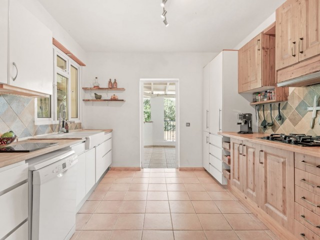 3 Schlafzimmer Villa in Estepona