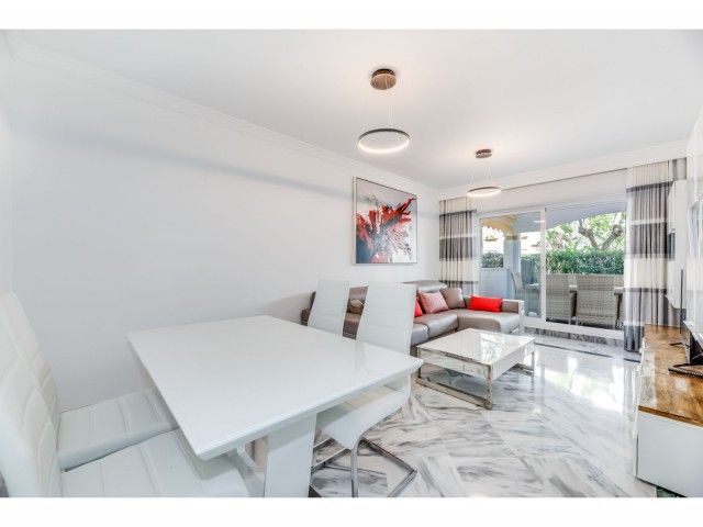 Appartement avec 2 Chambres  à Nueva Andalucía