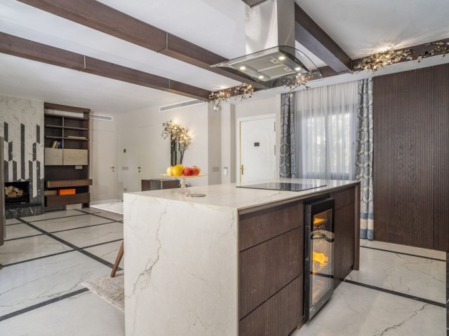 3 Soveroms Leilighet i Nueva Andalucía