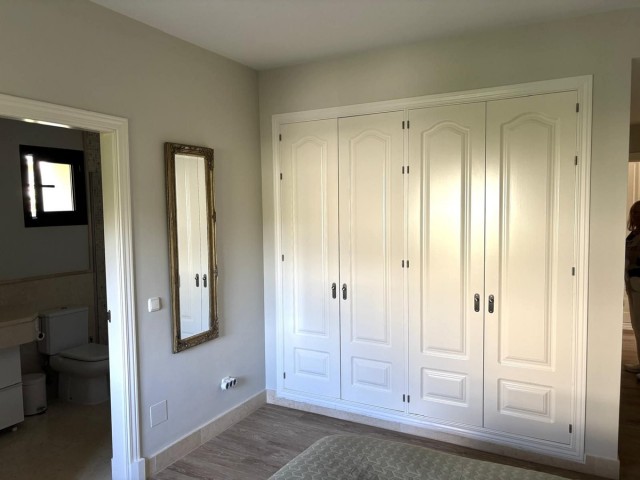 3 Bedrooms Apartment in Benahavís