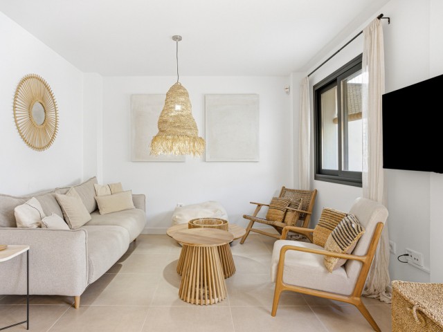 Maison mitoyenne avec 3 Chambres  à Estepona