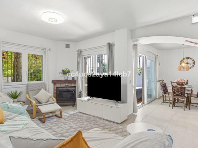 3 Makuuhuoneen Rivitalo Calahonda