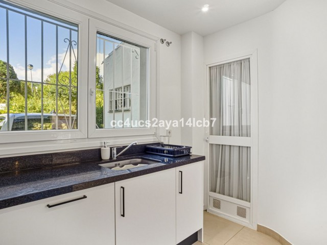 3 Makuuhuoneen Rivitalo Calahonda