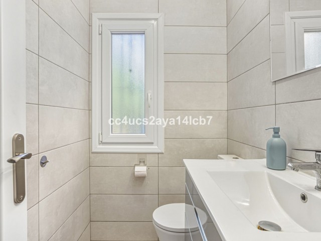 3 Makuuhuoneen Rivitalo Calahonda