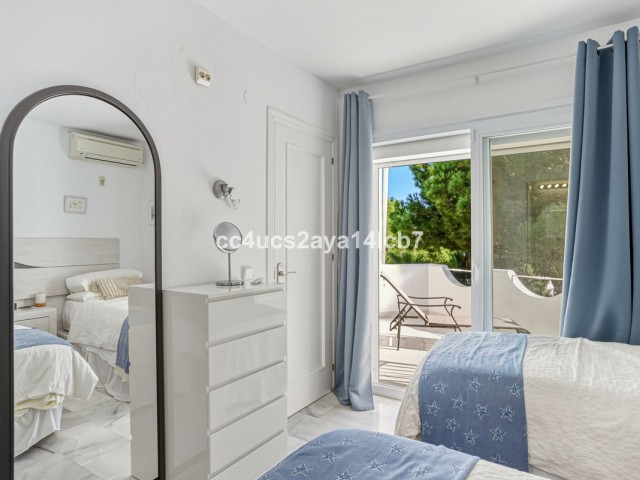 3 Makuuhuoneen Rivitalo Calahonda