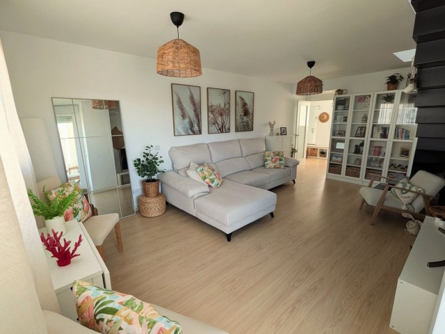 3 Bedrooms Apartment in Estepona