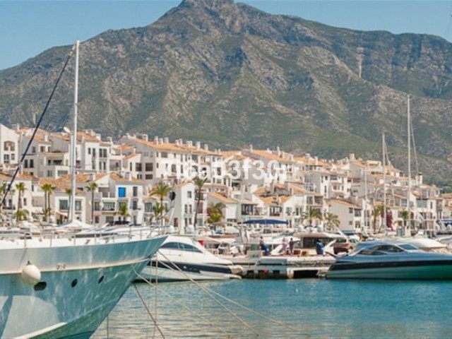 3 Bedrooms Apartment in San Pedro de Alcántara