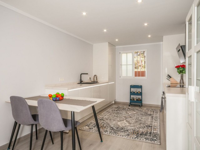 2 Schlafzimmer Apartment in Elviria