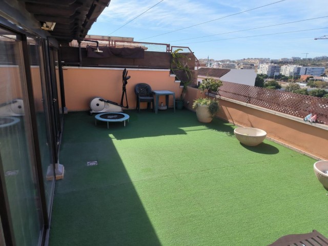 Penthouse avec 3 Chambres  à Estepona