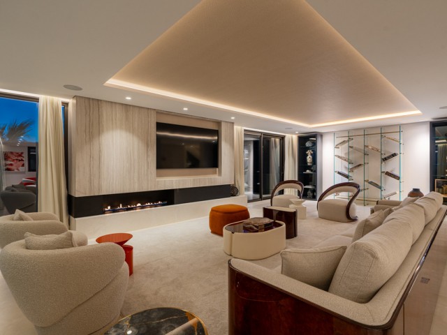 Villa avec 5 Chambres  à The Golden Mile