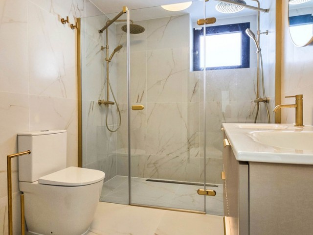 Villa avec 4 Chambres  à Manilva