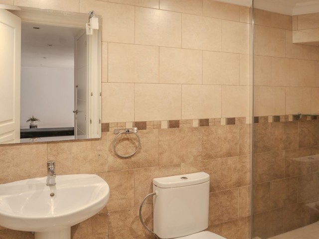 5 Slaapkamer Villa in Nueva Andalucía