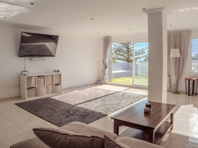 5 Bedrooms Villa in Nueva Andalucía