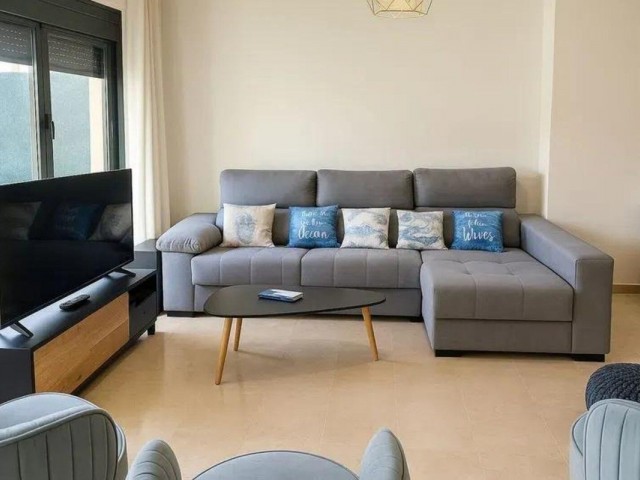 Maison mitoyenne avec 3 Chambres  à Bel Air