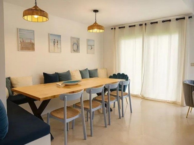 Maison mitoyenne avec 3 Chambres  à Bel Air