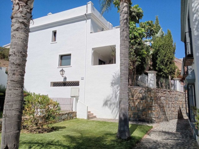 3 Soveroms Villa i Estepona