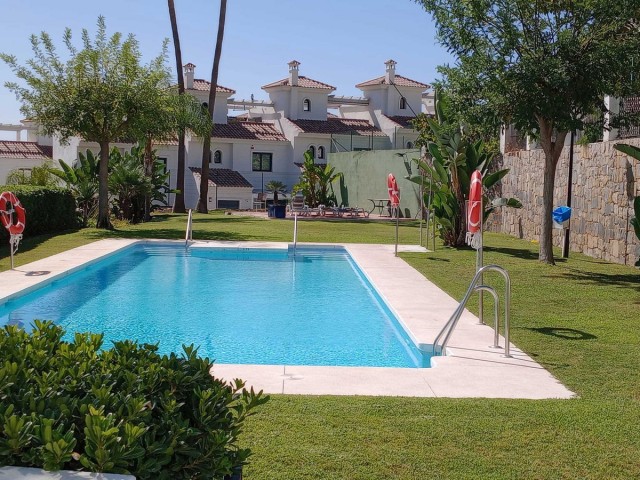 3 Soveroms Villa i Estepona