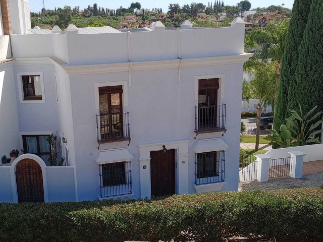 3 Schlafzimmer Villa in Estepona