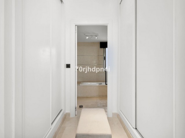 Penthouse in Estepona