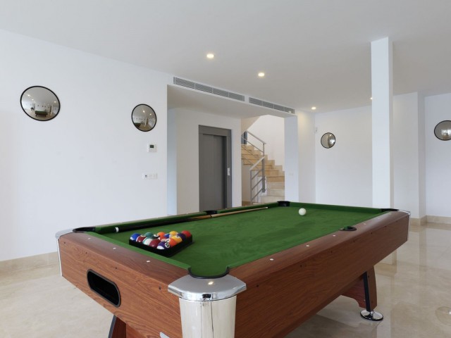 6 Bedrooms Villa in Los Arqueros