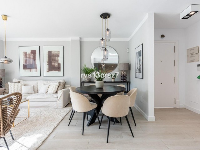 4 Bedrooms Apartment in Nueva Andalucía
