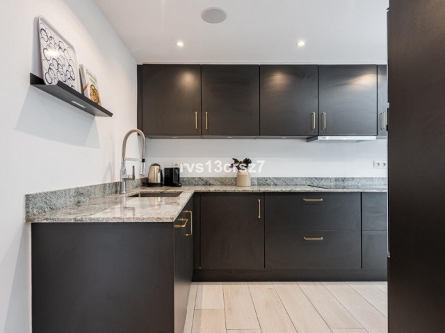 4 Bedrooms Apartment in Nueva Andalucía