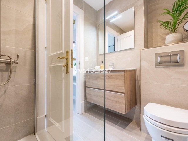 4 Bedrooms Apartment in Nueva Andalucía