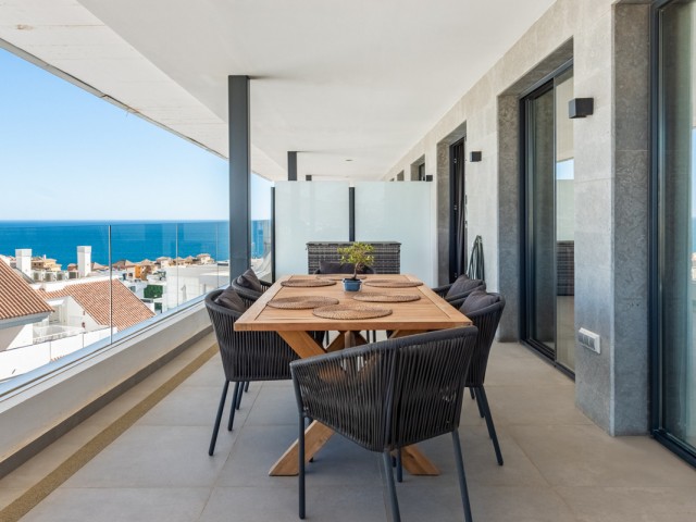 Apartamento con 2 Dormitorios  en Fuengirola