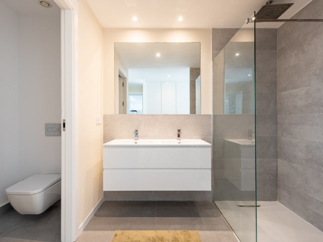 Apartamento con 2 Dormitorios  en Fuengirola