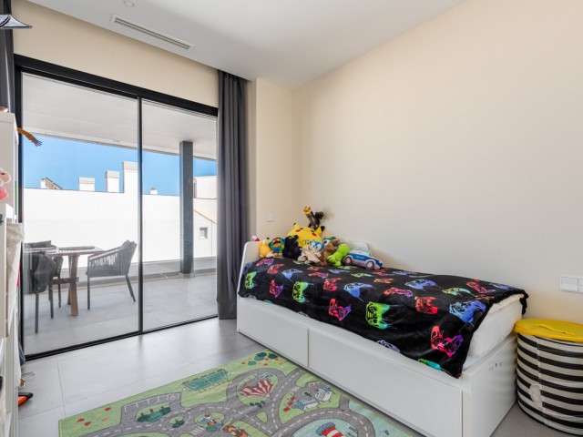 Apartamento con 2 Dormitorios  en Fuengirola