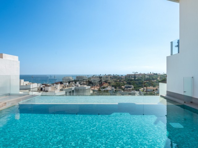 Apartamento con 2 Dormitorios  en Fuengirola