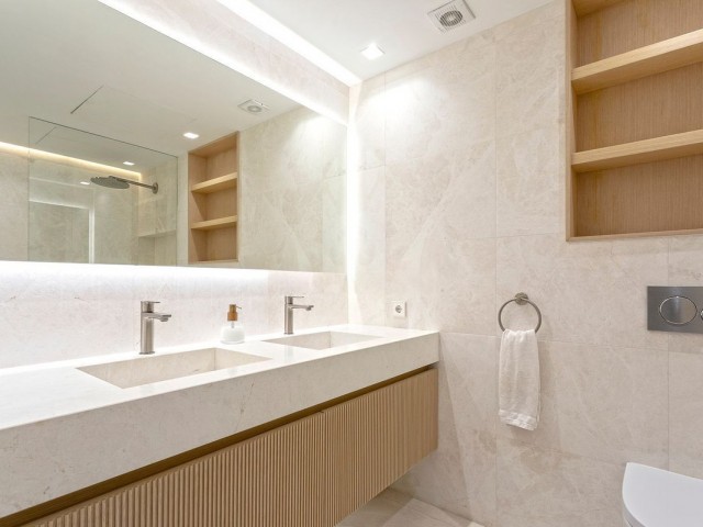 2 Bedrooms Apartment in Guadalmina Alta