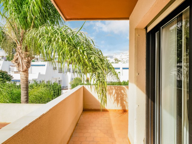 2 Bedrooms Apartment in Nueva Andalucía