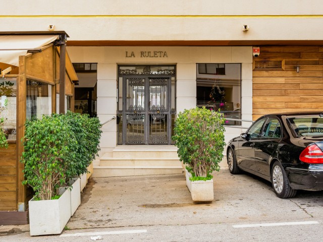 2 Bedrooms Apartment in Nueva Andalucía