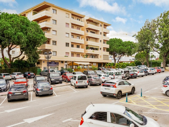 2 Bedrooms Apartment in Nueva Andalucía