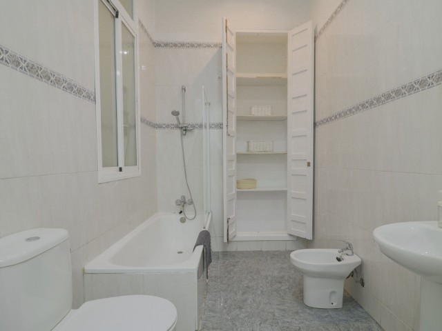 5 Sovrums Lägenhet i Málaga