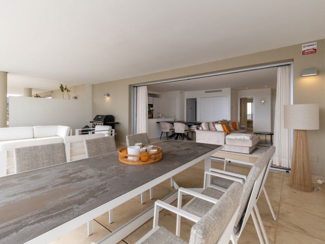 2 Bedrooms Apartment in Nueva Andalucía