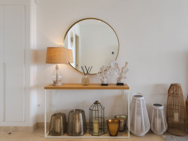 2 Bedrooms Apartment in Nueva Andalucía