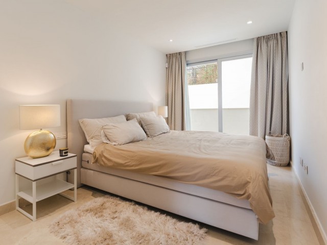 2 Bedrooms Apartment in Nueva Andalucía