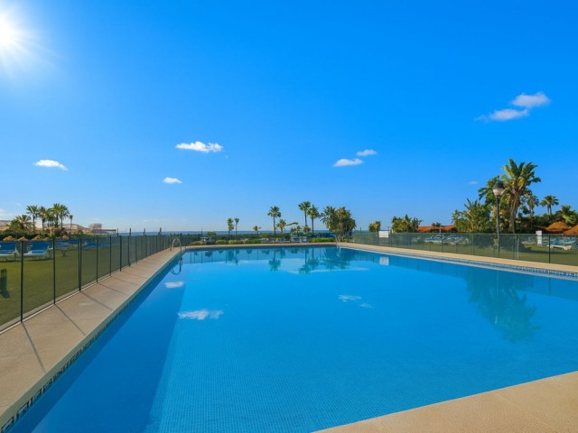 2 Bedrooms Apartment in Puerto de Cabopino