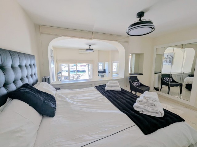 2 Bedrooms Apartment in Puerto de Cabopino